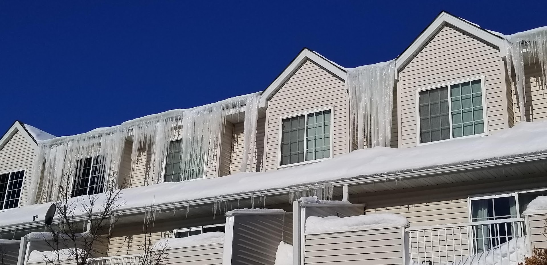 Residential winter ice dam