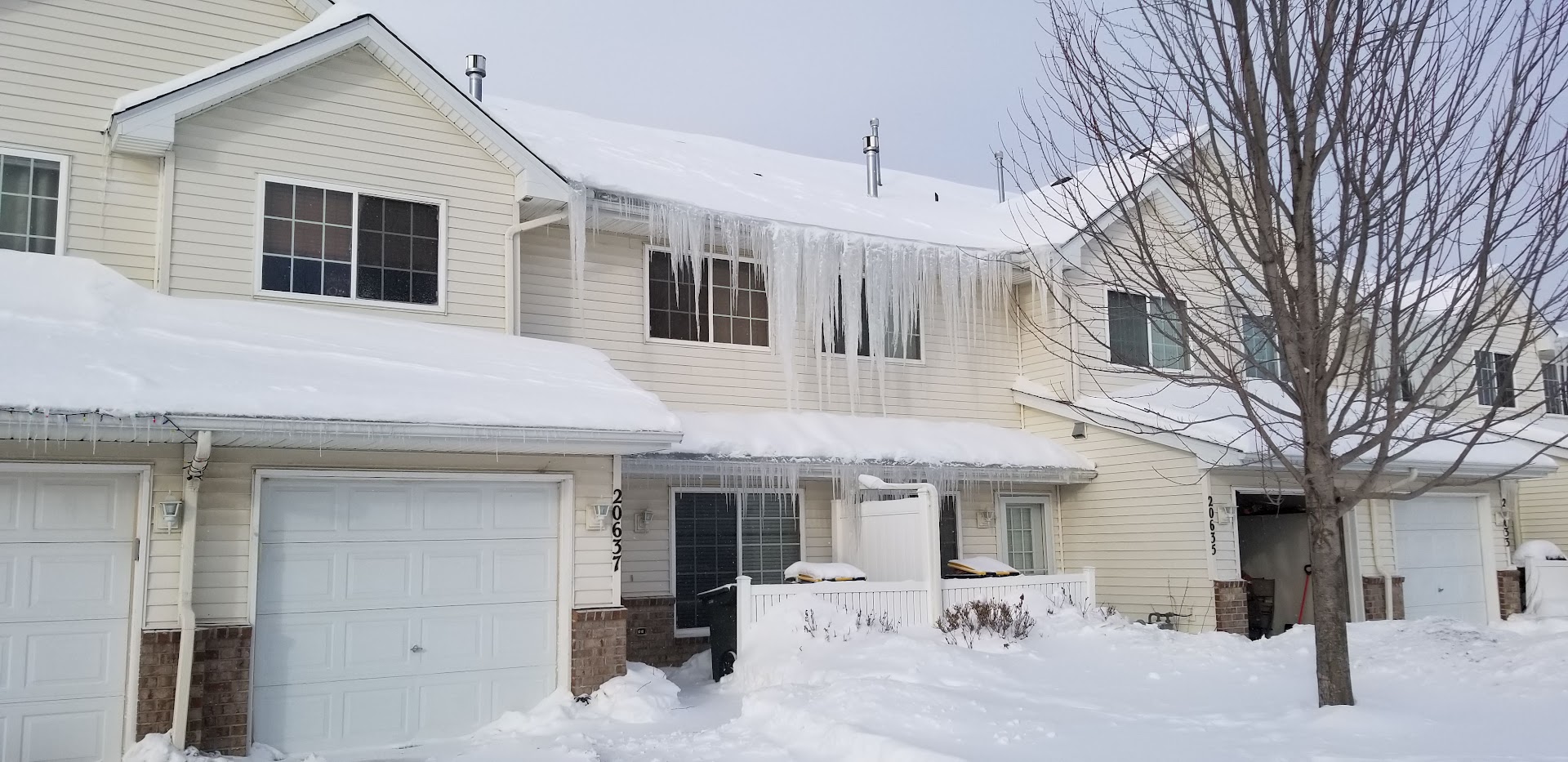 Residential winter ice dam